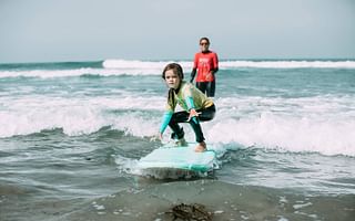 Is boogie boarding or stand up surfing safer?