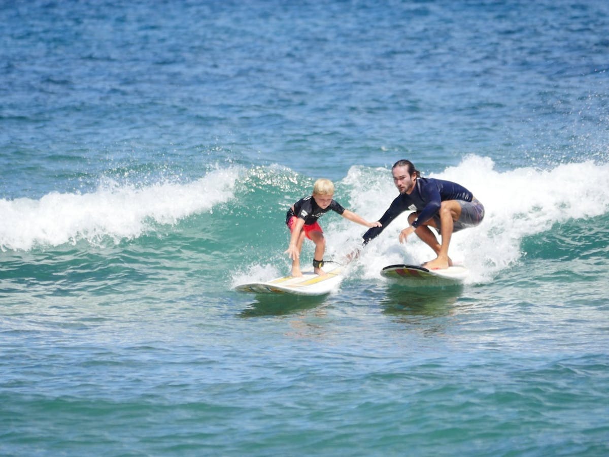 Surfing lesson for beginners at North Shore Surf Academy