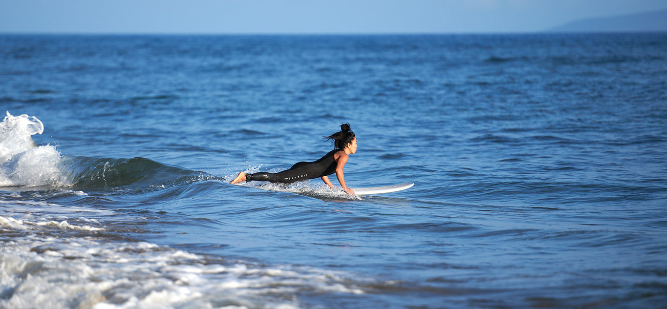 Map highlighting beginner-friendly surfing spots in California